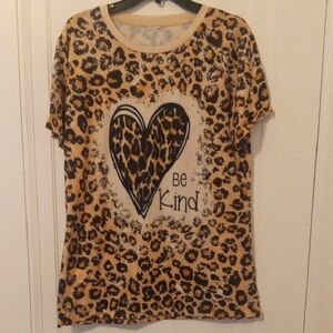 women XL Leopard Print 'Be Kind' Tee